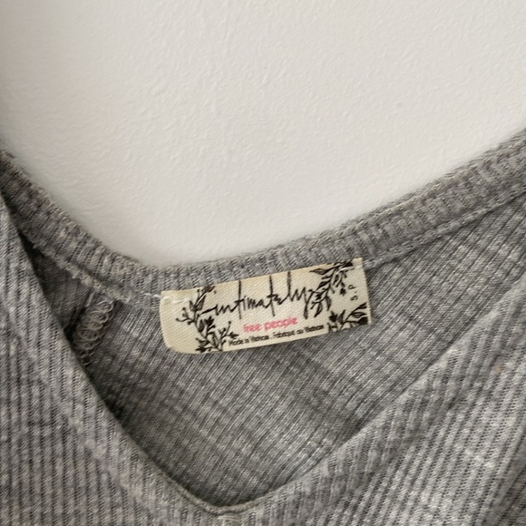 Free people swing tank - Picture 2 of 2